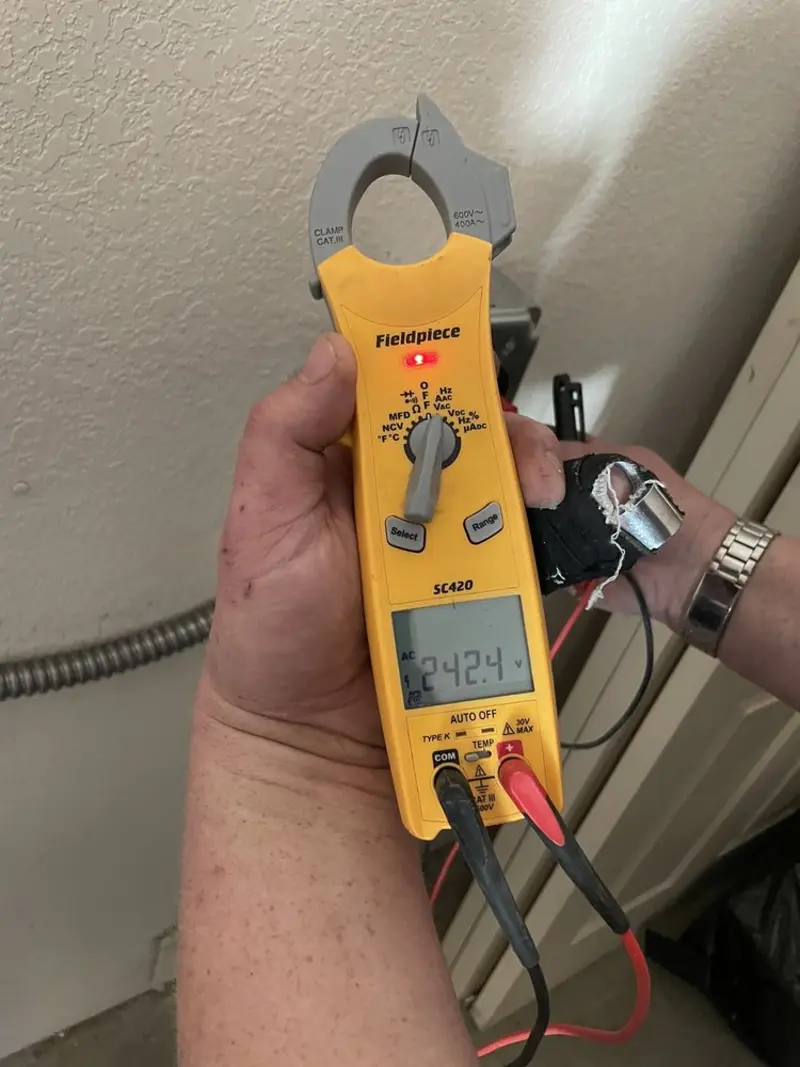 Voltage testing with clamp meter during Aluminum Wiring Replacement in Beulah